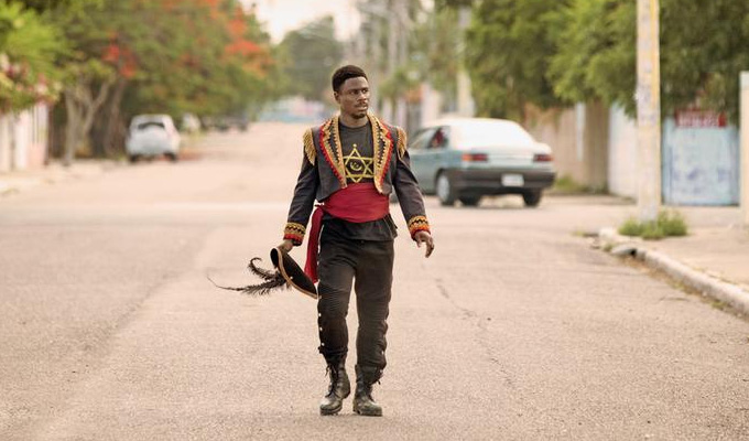 MV5BODhhMmJlYmEtM2YwNC00ZDhhLWJhMzgtZGU0NGRjZjA5NDBkXkEyXkFqcGdeQXVyMTI3NzI0NzU@._V1_